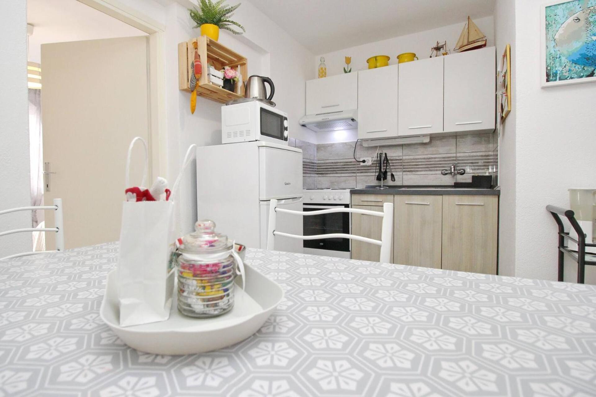 Apartments Rozanda Башка Экстерьер фото